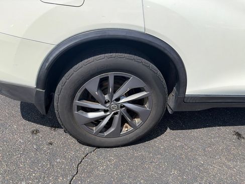 Used 2016 Nissan Rogue SL w/ SL Premium Package FWD image 10