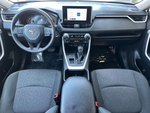 Used 2024 Toyota RAV4 XLE FWD image 12