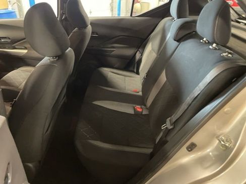 Used 2019 Nissan Kicks SV image 27