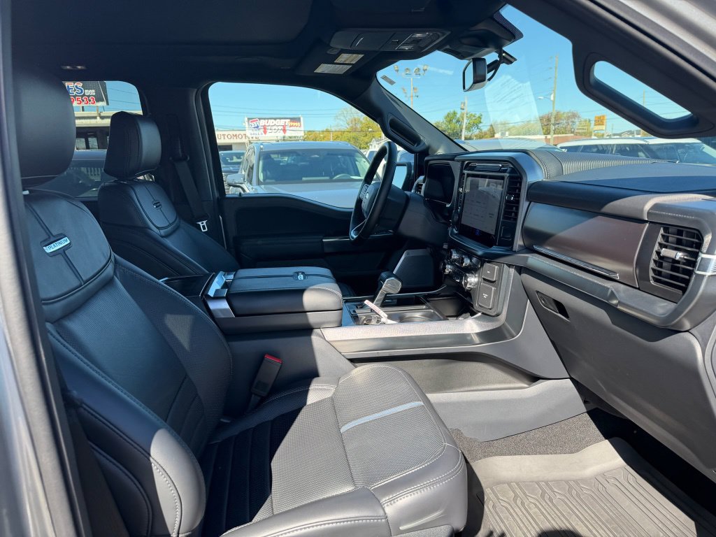 Used 2025 Ford F150 Platinum w/ Equipment Group 702A High AWD/4WD image 16