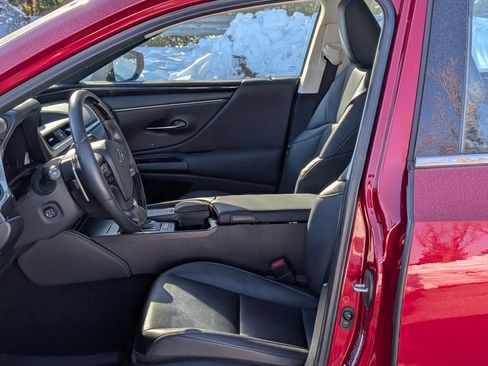 Certified 2021 Lexus ES 250 w/ Premium Package image 13