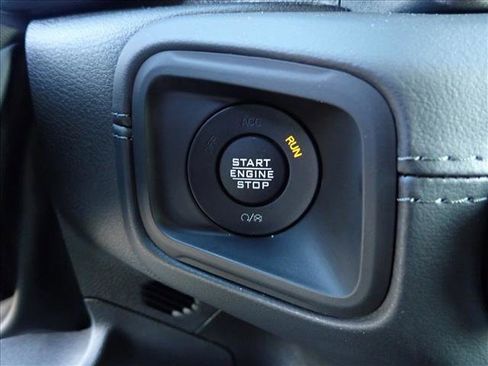 New 2026 Jeep Wrangler Unlimited Rubicon AWD/4WD image 25