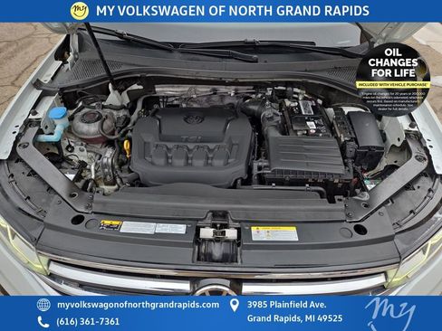 Used 2022 Volkswagen Tiguan SEL R-Line image 27