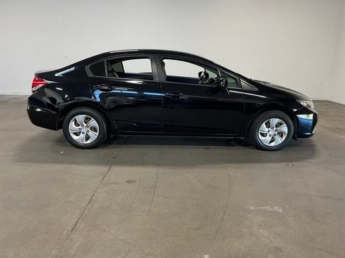 Used 2014 Honda Civic LX image 2