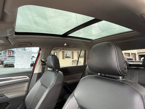 Used 2021 Volkswagen Atlas SEL R-Line image 16