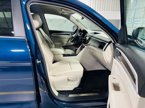 Used 2022 Volkswagen Atlas SE AWD/4WD image 35