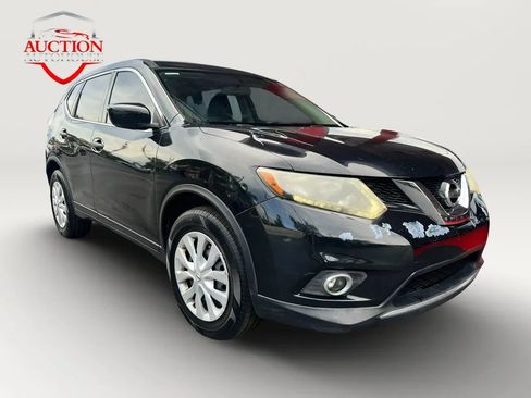 Used 2016 Nissan Rogue S FWD image 3