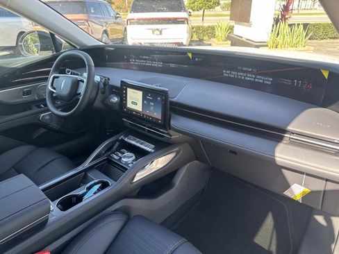 New 2026 Lincoln Nautilus Reserve image 19