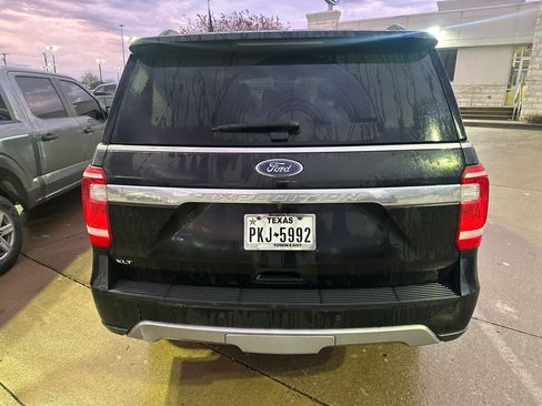Certified 2020 Ford Expedition XLT image 10