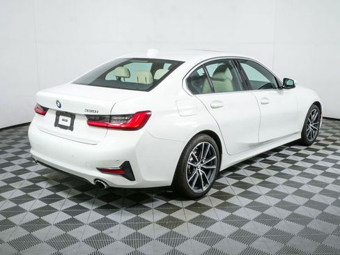 Used 2019 BMW 330i Sedan w/ Convenience Package RWD image 3