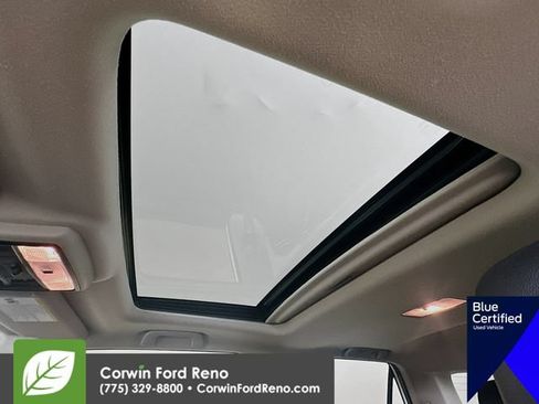Used 2022 Toyota 4Runner SR5 Premium w/ Moonroof Package AWD/4WD image 26
