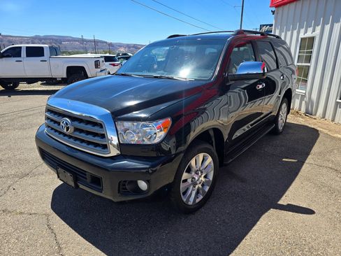 Used 2014 Toyota Sequoia Platinum AWD/4WD image 4