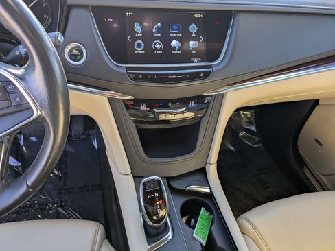 Used 2019 Cadillac XT5 Luxury image 15