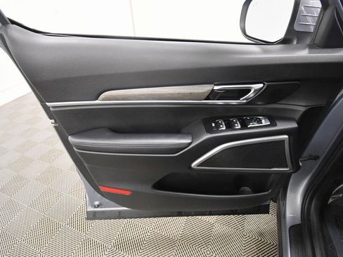 Certified 2022 Kia Telluride EX w/ EX Premium Package image 14