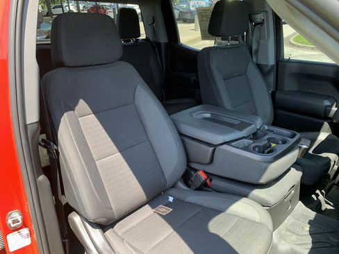 Used 2023 Chevrolet Silverado 1500 Custom AWD/4WD image 26