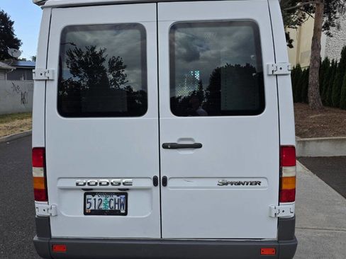 Used 2006 Dodge Sprinter 2500 w/ PWR Convenience Group image 7
