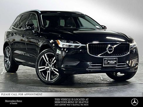 Used 2019 Volvo XC60 T5 Momentum w/ Protection Package Premier AWD/4WD image 1