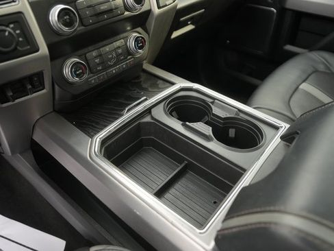 Used 2019 Ford F250 Platinum w/ Platinum Ultimate Package image 28