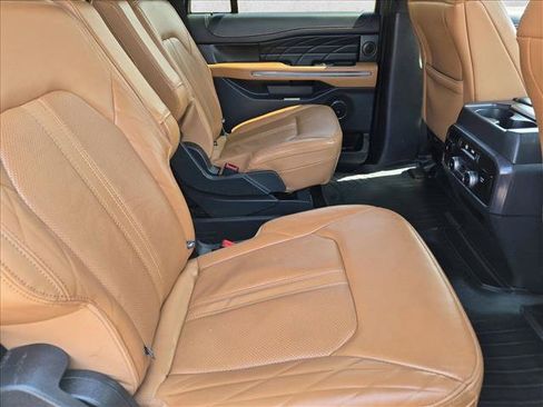 Used 2022 Ford Expedition Max Platinum AWD/4WD image 22