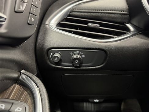 Used 2024 Chevrolet Malibu LT image 27