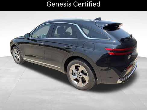 Certified 2026 Genesis GV70 2.5T Advanced AWD/4WD image 3