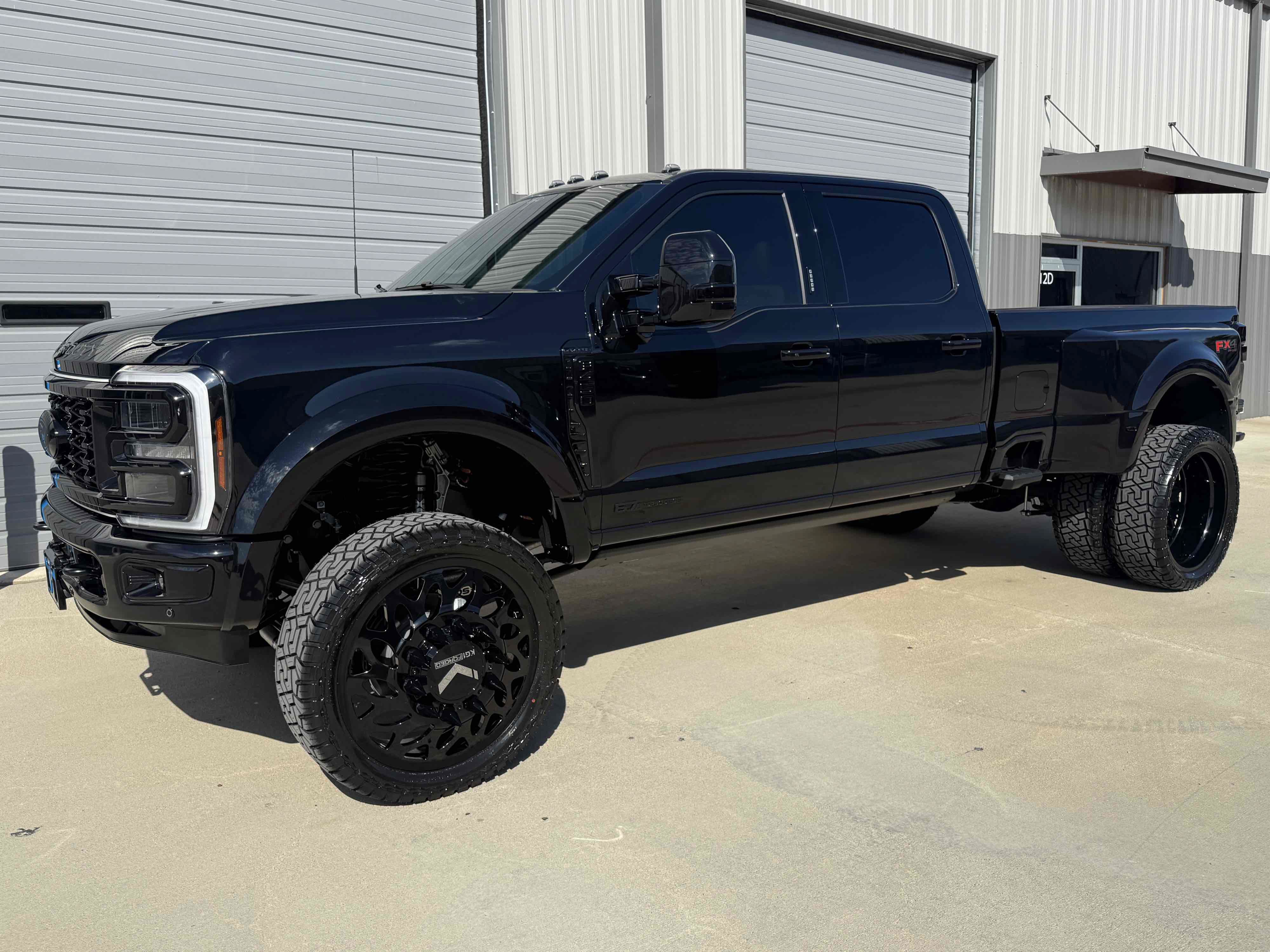 Used 2027 Ford F450 Platinum w/ Platinum Plus Package AWD/4WD image 59