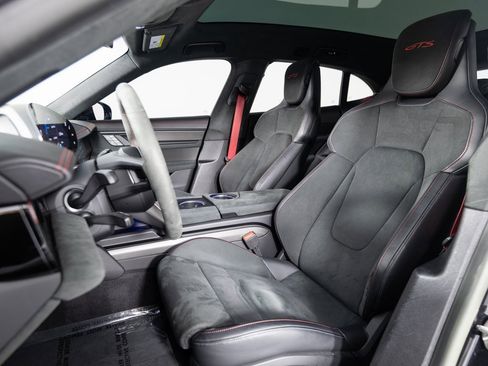 Certified 2023 Porsche Taycan GTS image 5