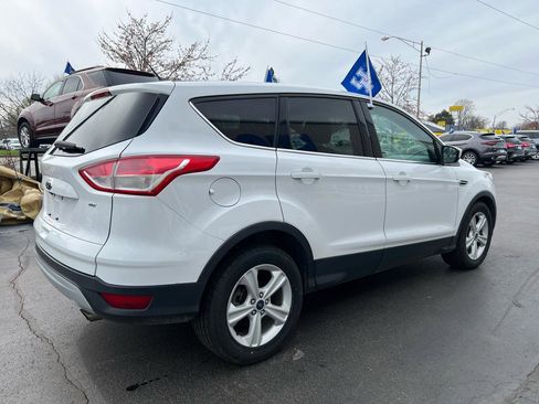 Used 2016 Ford Escape SE image 6