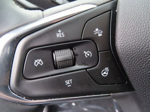Used 2025 Chevrolet Trax LT w/ Driver Confidence Package FWD image 15