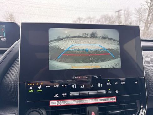 Used 2024 Toyota bZ4X XLE image 27