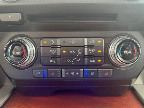 Used 2017 Ford F250 King Ranch w/ King Ranch Ultimate Package AWD/4WD image 32