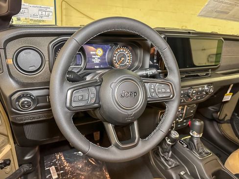 New 2026 Jeep Gladiator Sport image 21