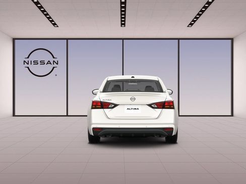 New 2026 Nissan Altima 2.5 SV FWD image 7