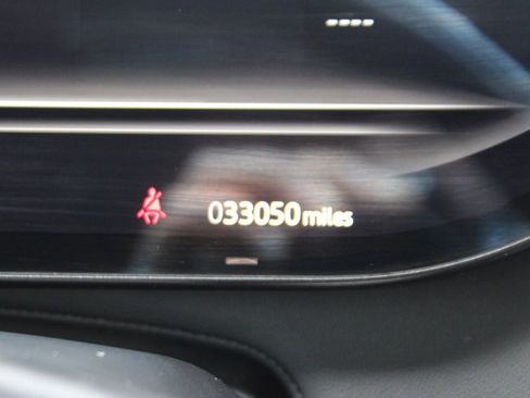 Certified 2023 Land Rover Range Rover SE image 16