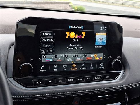 Certified 2022 Nissan Rogue SL w/ SL Premium Package image 19