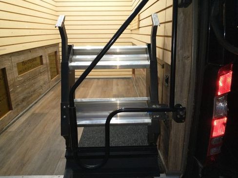 Used 2014 Mercedes-Benz Sprinter 2500 image 84