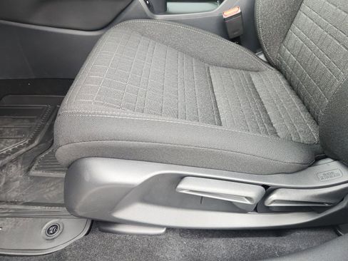 New 2026 Honda HR-V LX image 29