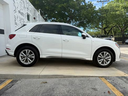 Used 2021 Audi Q3 2.0T Premium w/ Convenience Package AWD/4WD image 7