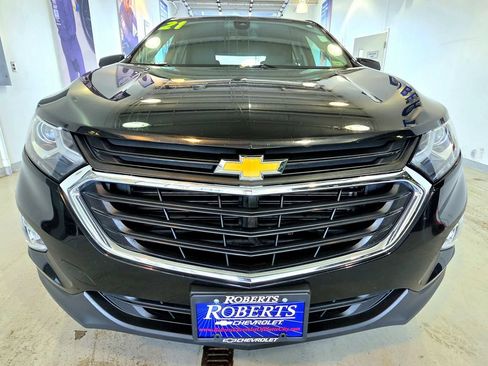 Used 2021 Chevrolet Equinox LT AWD/4WD image 3