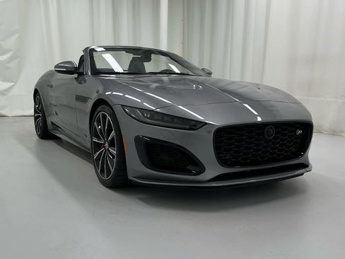 Used 2024 Jaguar F-TYPE R image 2