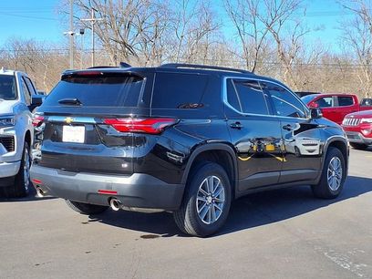 Used 2023 Chevrolet Traverse LT