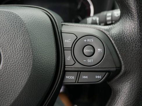 Certified 2025 Toyota RAV4 XLE AWD/4WD image 25