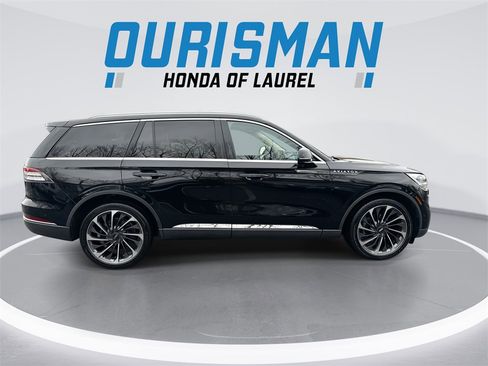 Used 2020 Lincoln Aviator Reserve w/ Equipment Group 202A image 9
