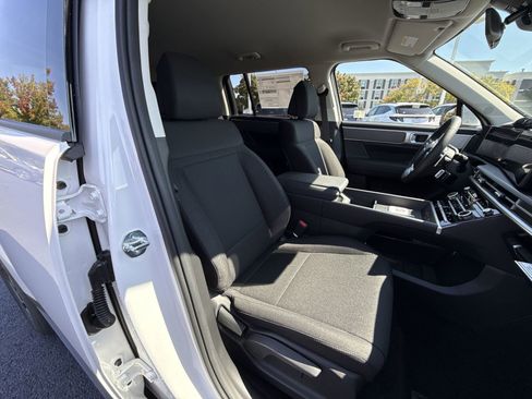 New 2026 Hyundai Santa Fe SE image 26