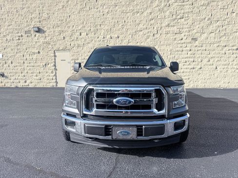 Used 2017 Ford F150 XLT AWD/4WD image 8