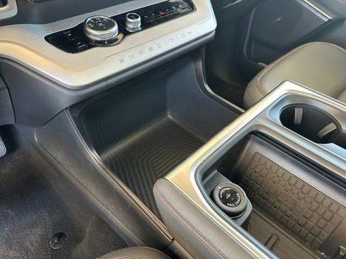 Certified 2025 Ford Expedition Max Active RWD image 26