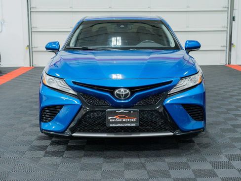 Used 2020 Toyota Camry XSE w/ Navigation Package FWD image 2