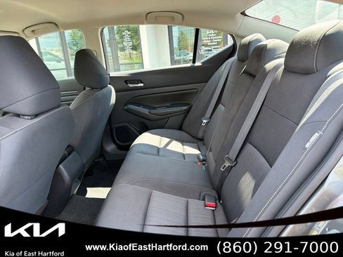 Used 2022 Nissan Altima 2.5 S FWD image 18