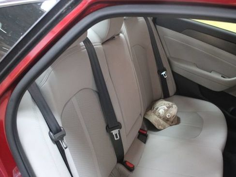 Used 2016 Hyundai Sonata Sport w/ Cargo Package FWD image 9