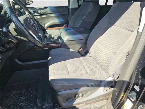 Used 2018 GMC Yukon SLE w/ HD Trailering Package image 16